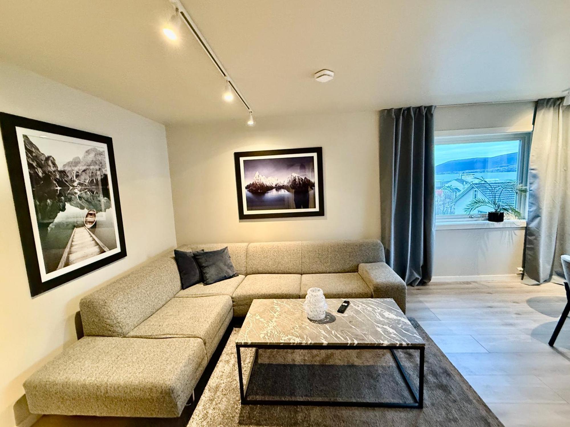 Lyngen - Tag Apartments Tromso Luaran gambar